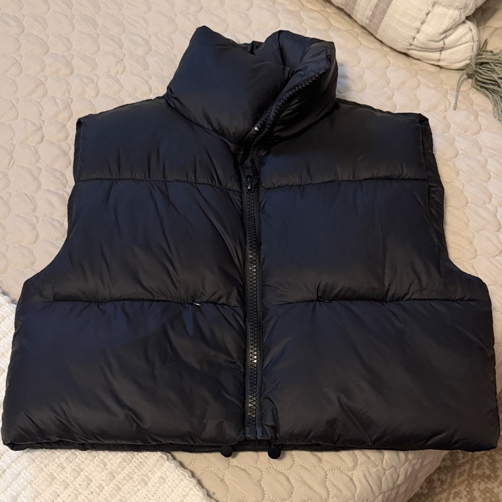 Black Cropped Puffer Vest